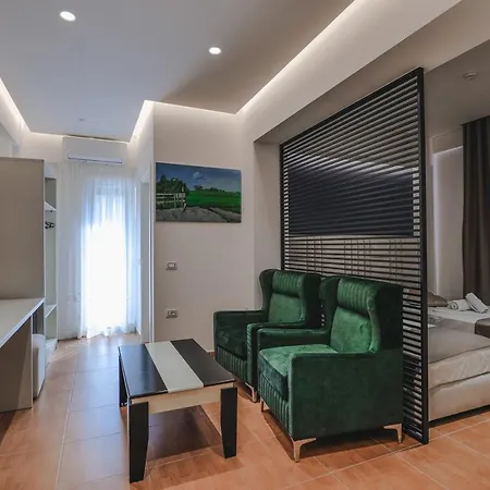 Hotel Alpha 3*