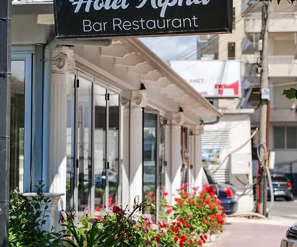 Hotel Alpha 3*