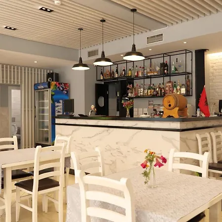 Alpha Hotell