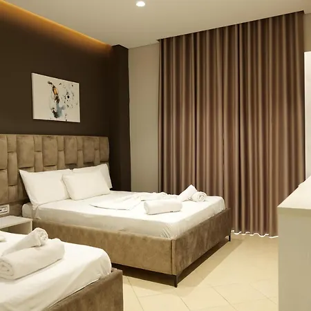 Alpha Hotell 3*
