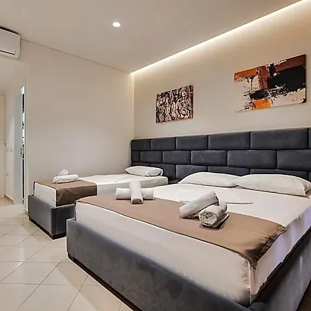 Hotel Alpha Sarandë