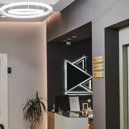 Alpha Hotel 3*